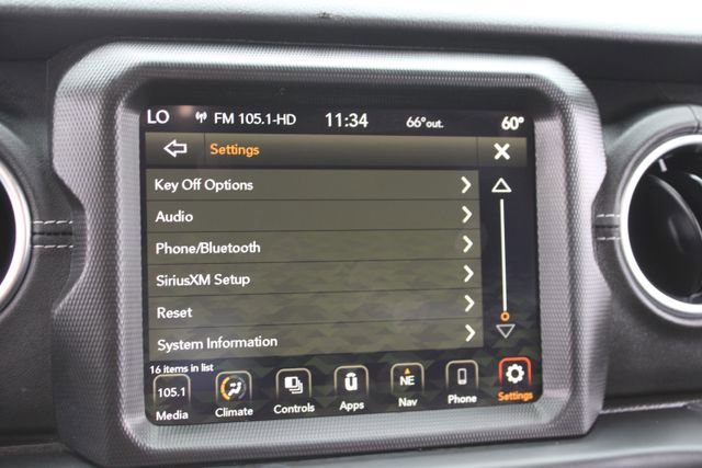 Used 2023 Jeep Wrangler Unlimited Sahara image 35