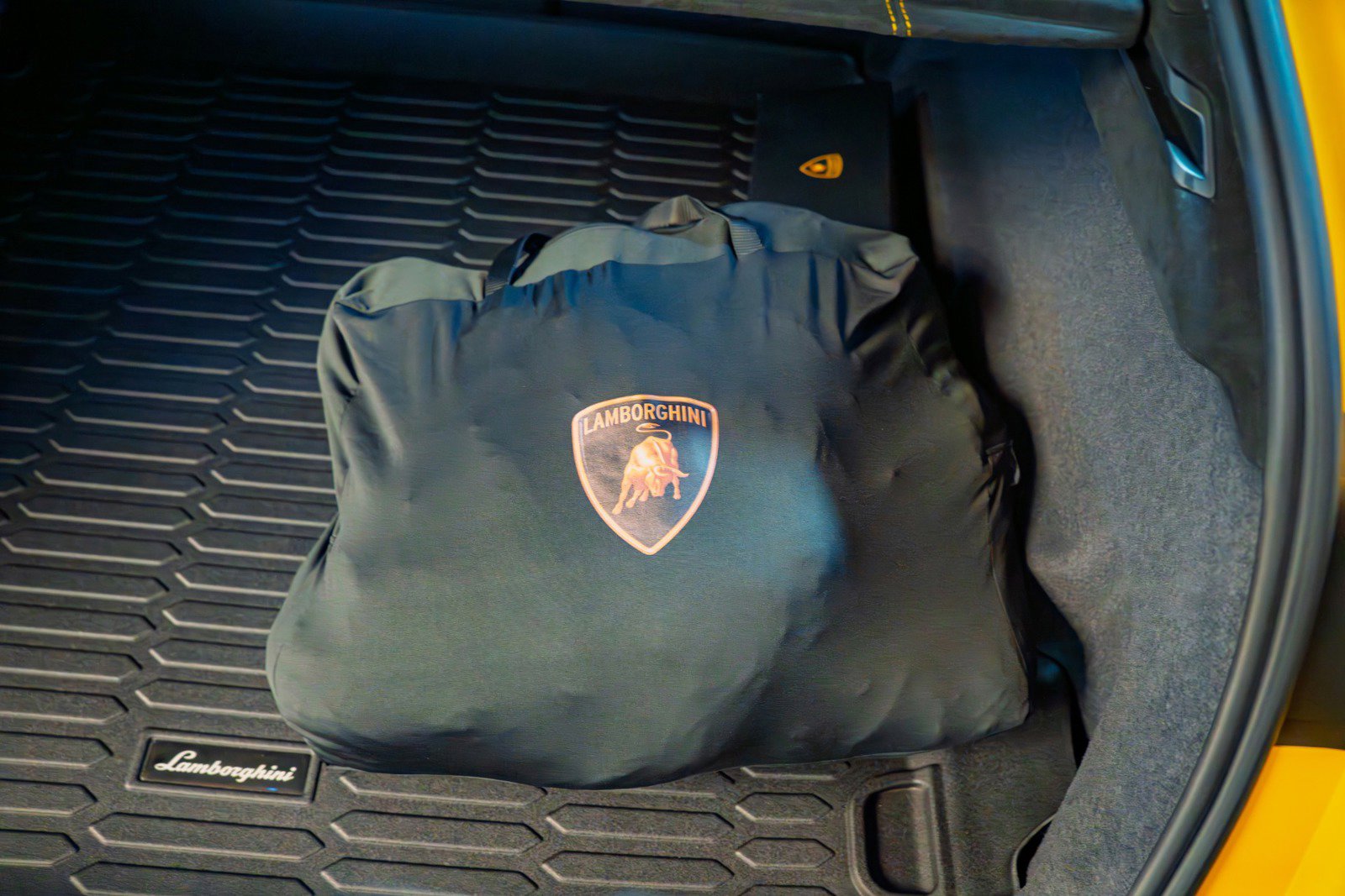 Used 2024 Lamborghini Urus Performante image 51