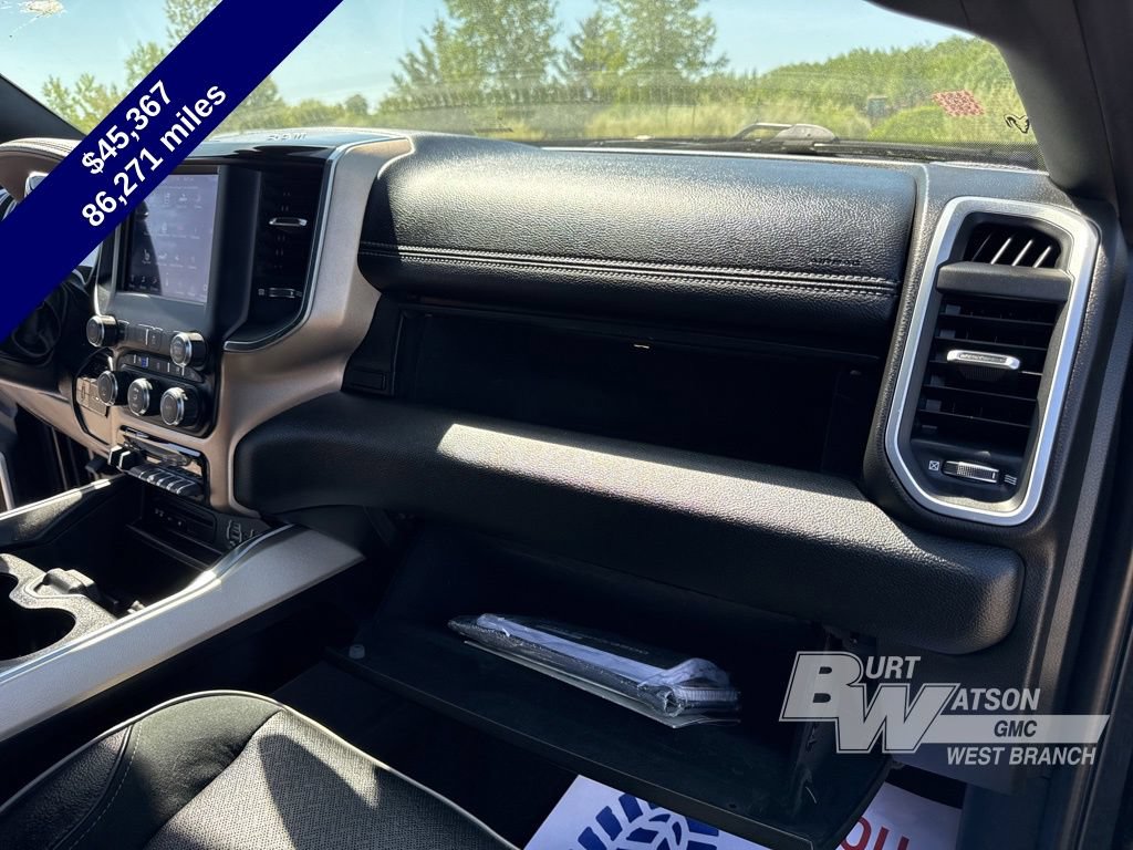 Used 2019 RAM 2500 Laramie w/ Black Appearance Package AWD/4WD image 45