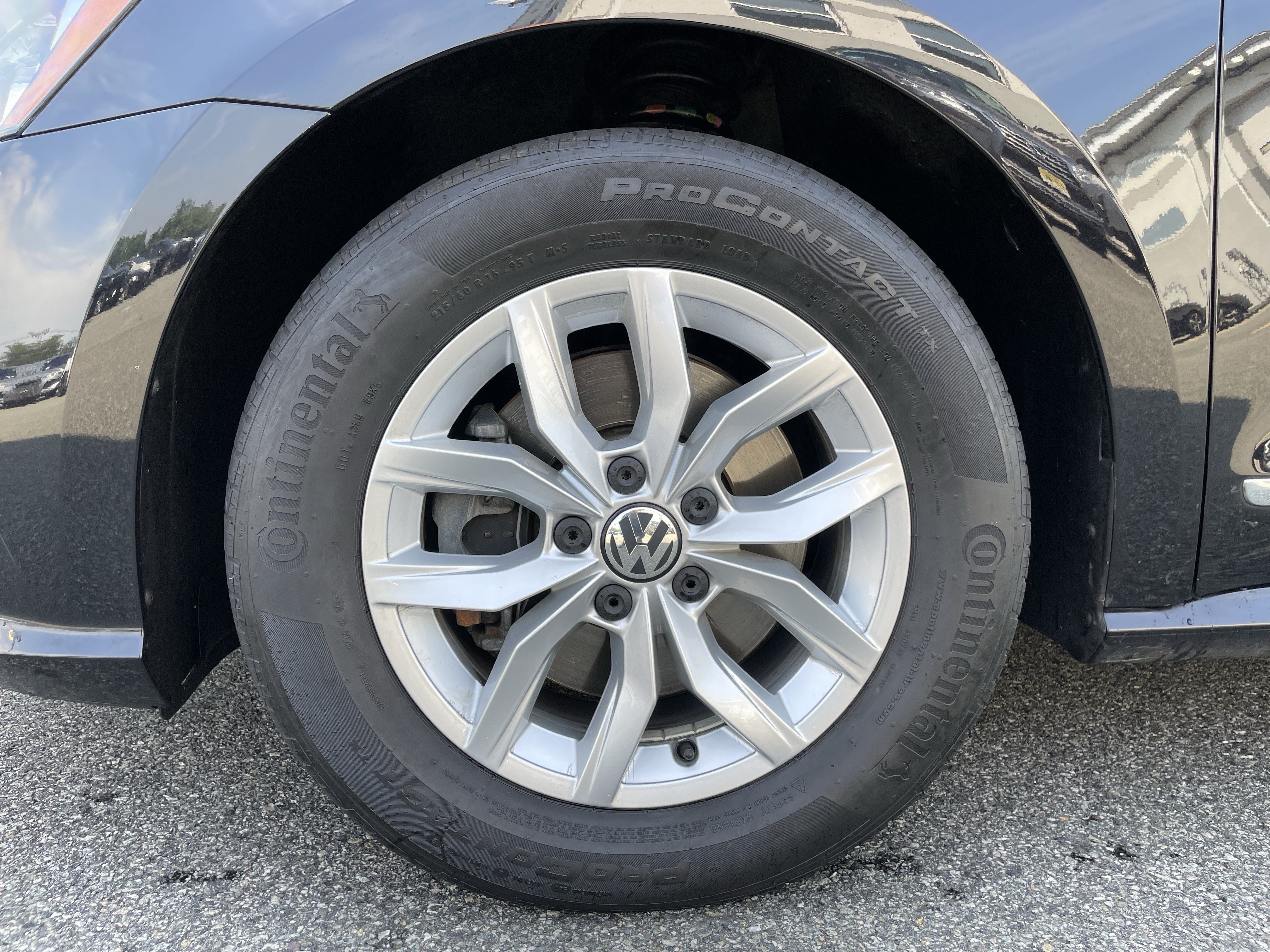 Used 2017 Volkswagen Passat 1.8T S FWD image 9