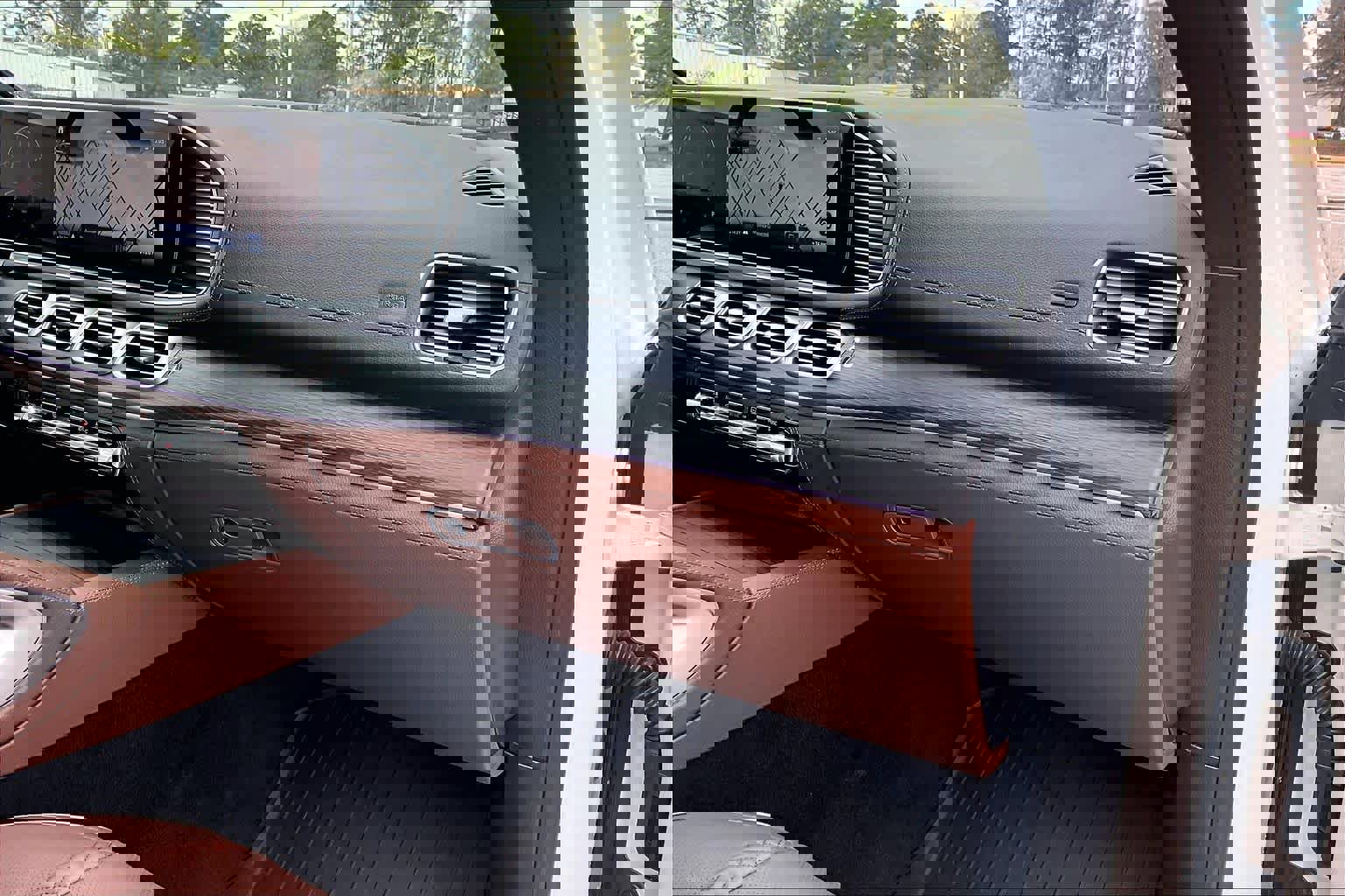 Used 2024 Mercedes-Benz GLE 350 4MATIC image 18