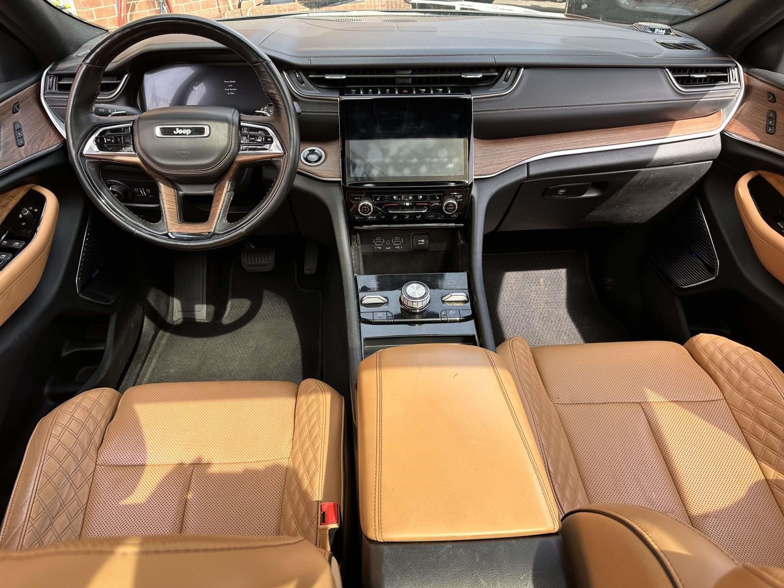 Used 2022 Jeep Grand Cherokee Summit w/ Adv Protech Group IV AWD/4WD image 19