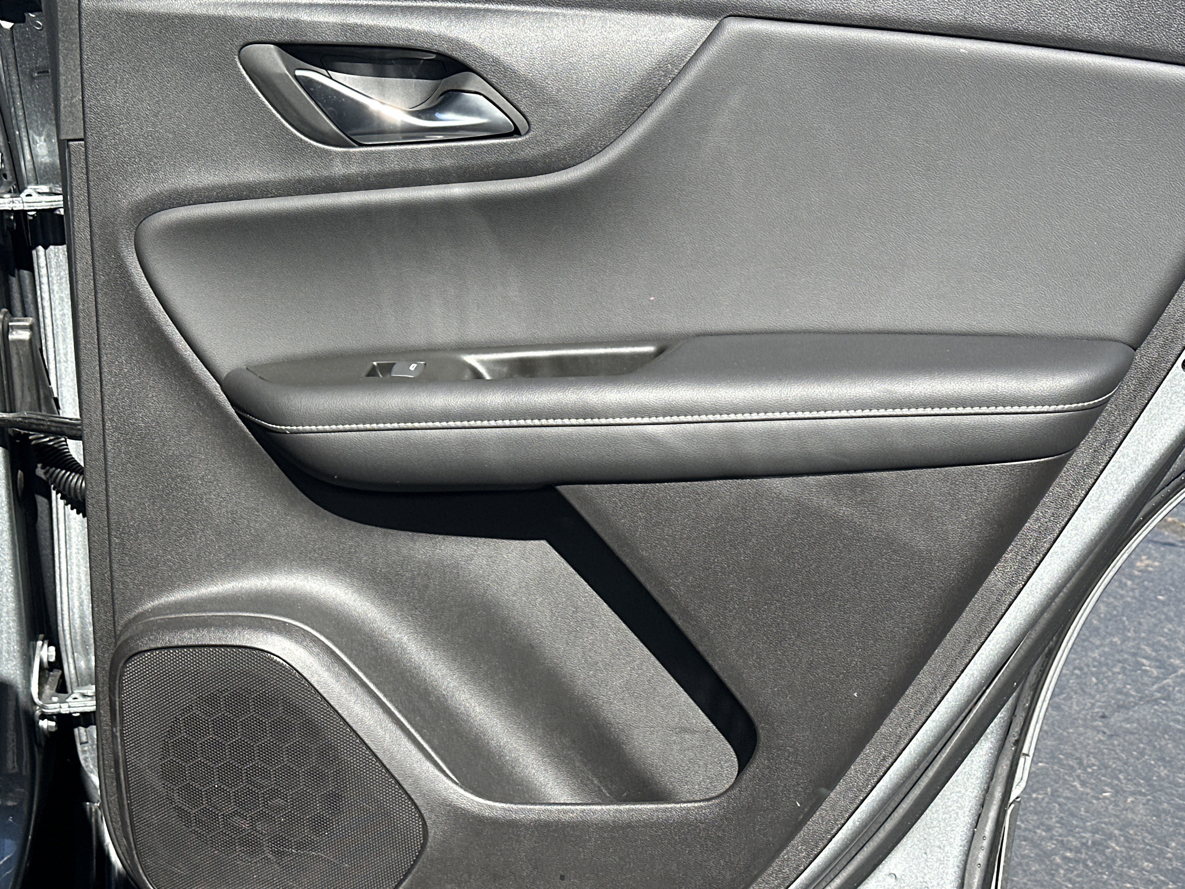 Certified 2024 Chevrolet Blazer LT w/ Convenience Package image 18