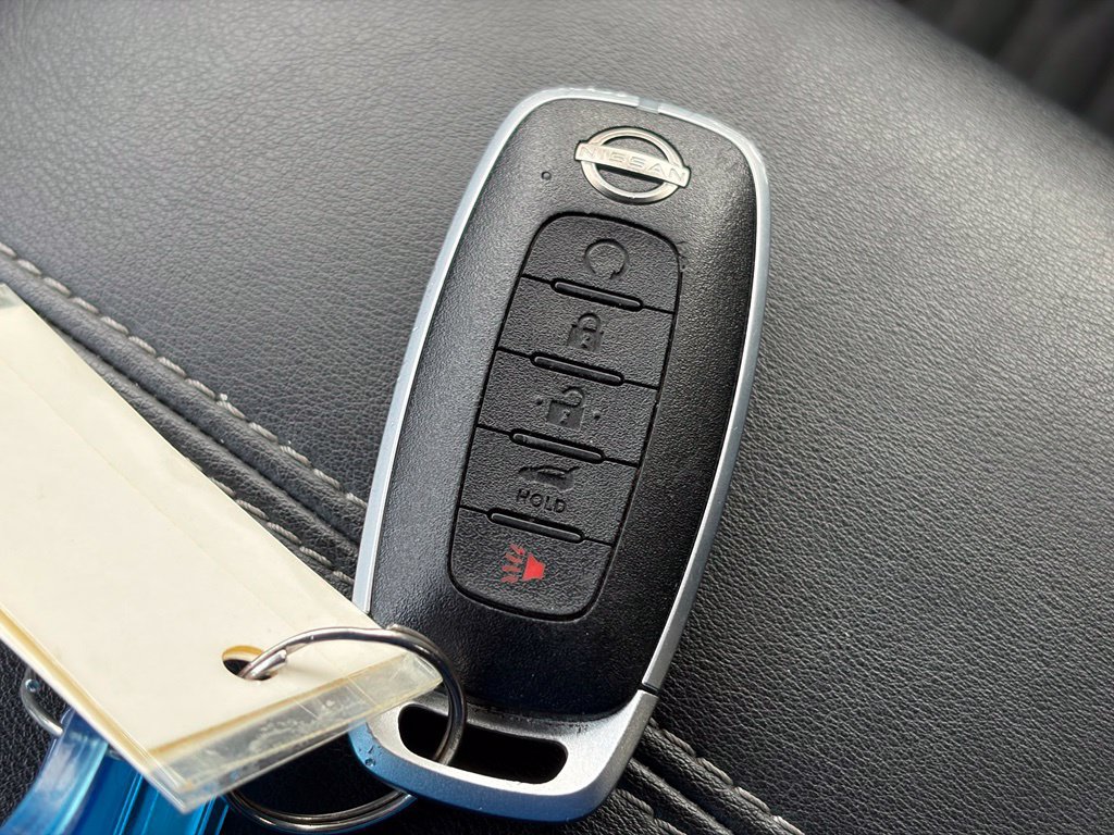 Used 2025 Nissan Pathfinder SV AWD/4WD image 38