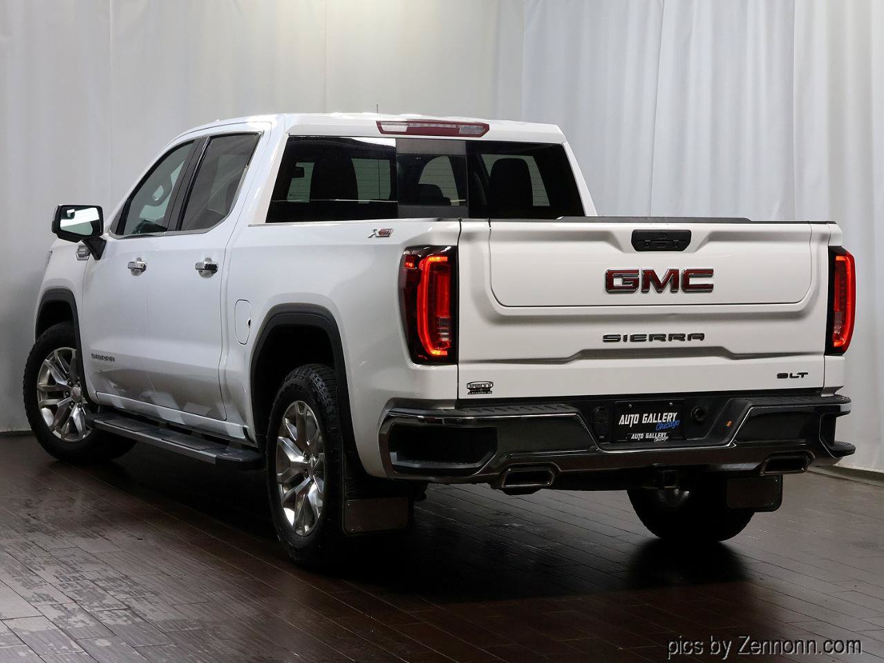 Used 2020 GMC Sierra 1500 SLT w/ SLT Premium Package AWD/4WD image 9