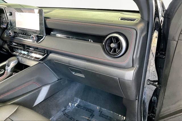 Used 2023 Chevrolet Colorado Z71 w/ Z71 Convenience Package 2 image 18