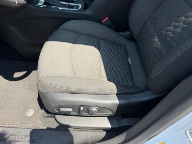 Used 2019 Chevrolet Equinox LT FWD image 21