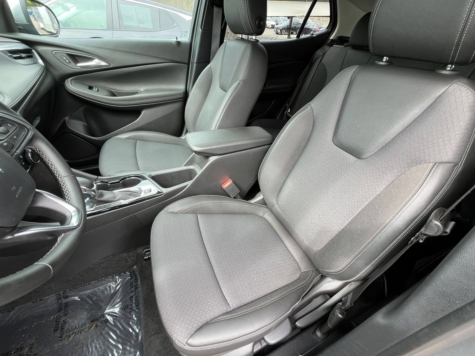Used 2025 Buick Encore GX Preferred FWD image 37