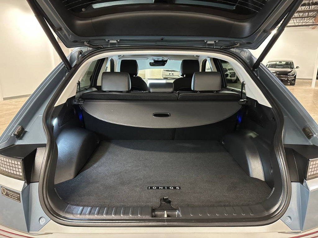 Used 2023 Hyundai Ioniq 5 Limited image 16