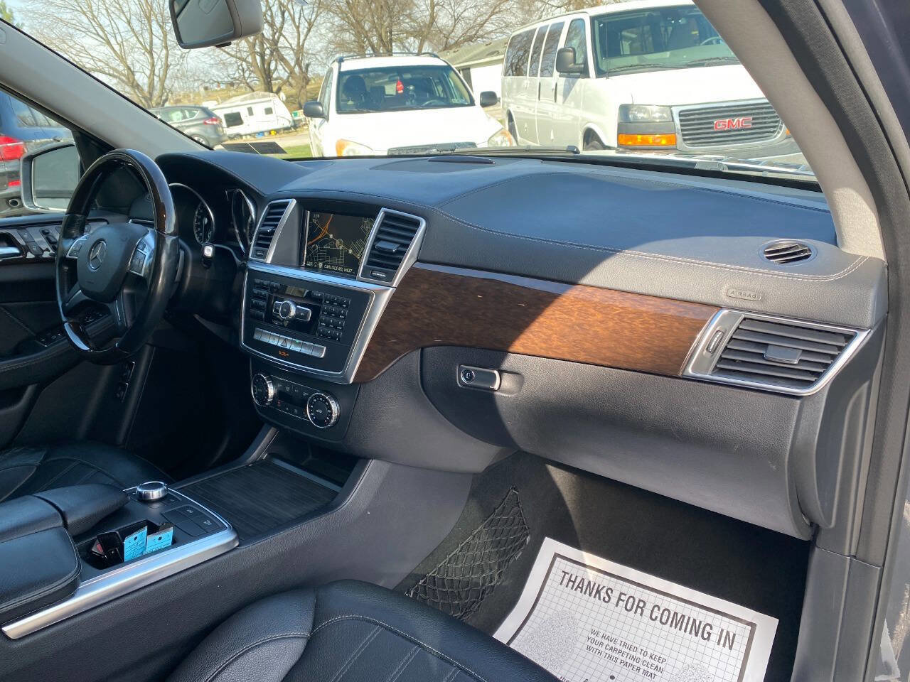 Used 2015 Mercedes-Benz GL 450 4MATIC image 34