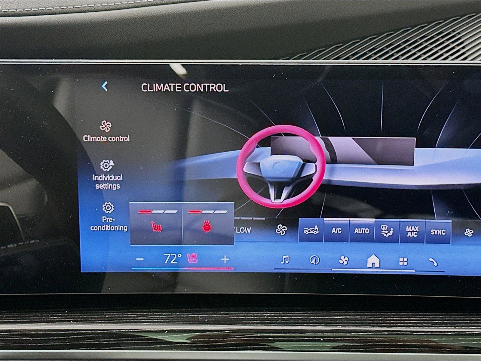 New 2026 BMW 740i xDrive w/ Premium Package image 21