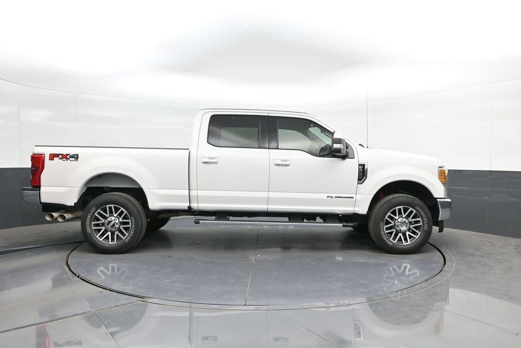Used 2017 Ford F250 Lariat w/ Lariat Value Package AWD/4WD image 24