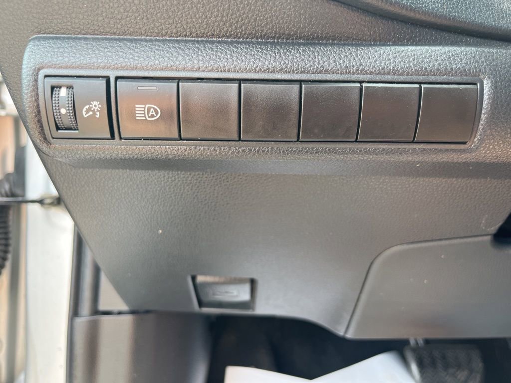 Used 2023 Toyota Corolla LE FWD image 19