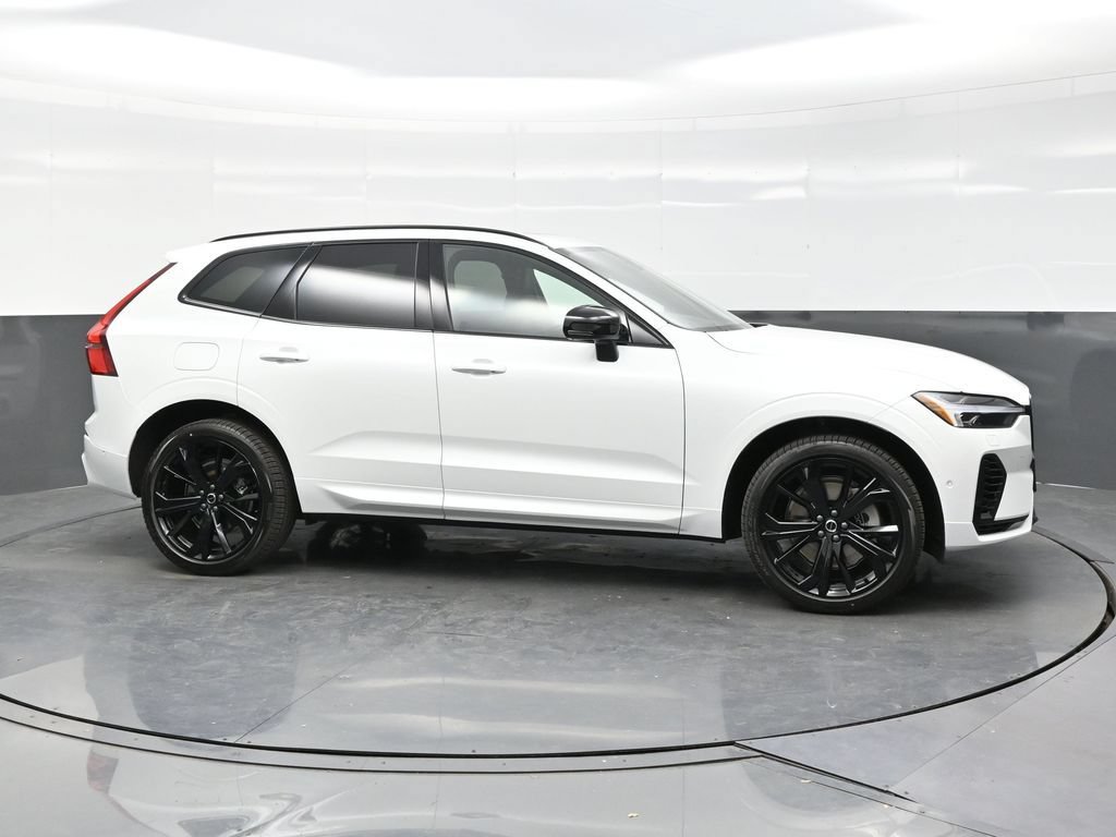New 2026 Volvo XC60 T8 Ultra w/ Climate Package AWD/4WD image 8