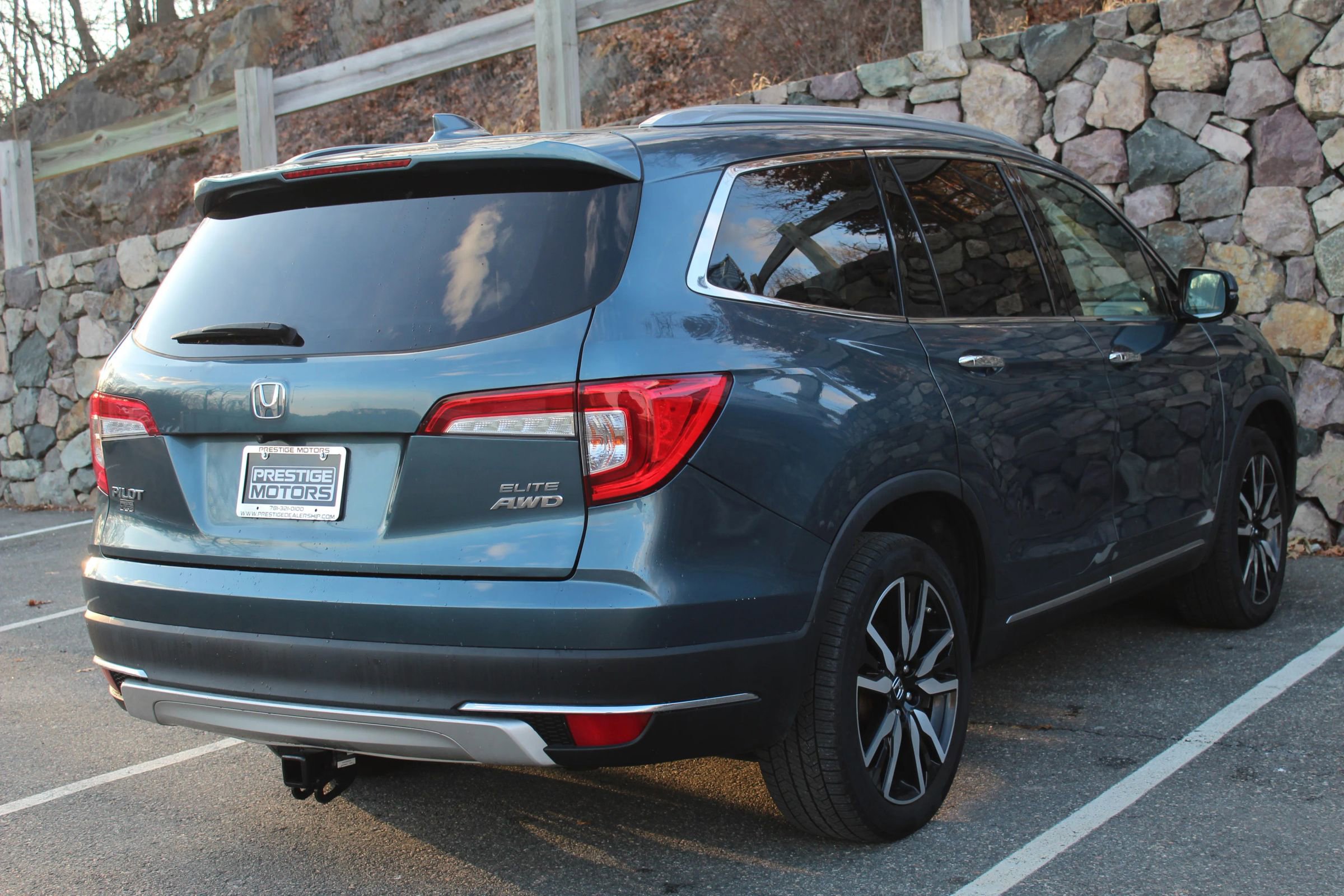Used 2019 Honda Pilot Elite image 9