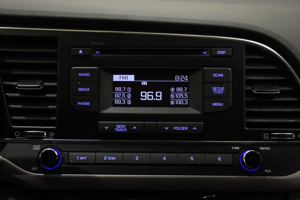 Used 2018 Hyundai Elantra SE w/ Cargo Package image 16