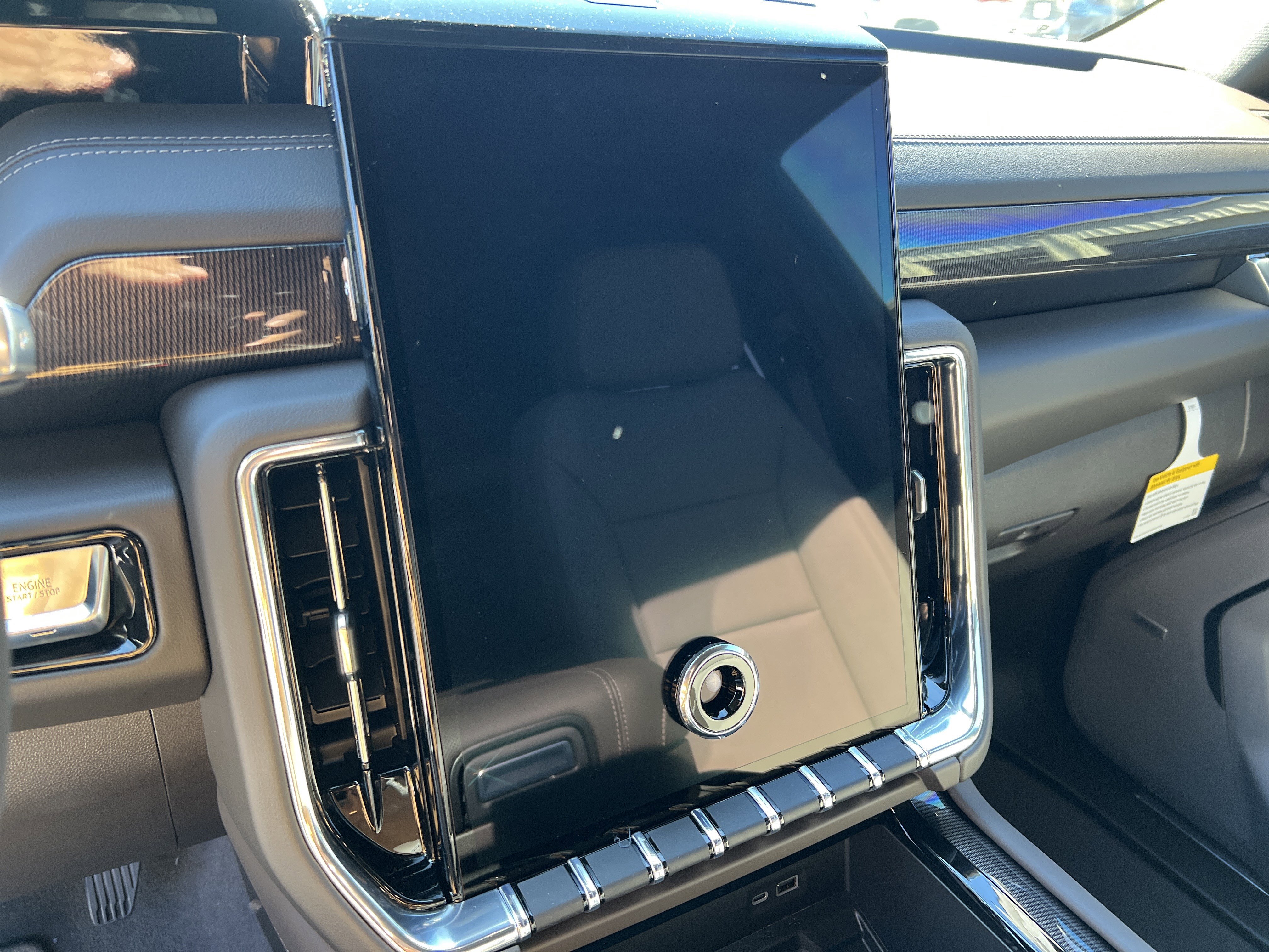 New 2026 GMC Yukon XL Elevation image 27