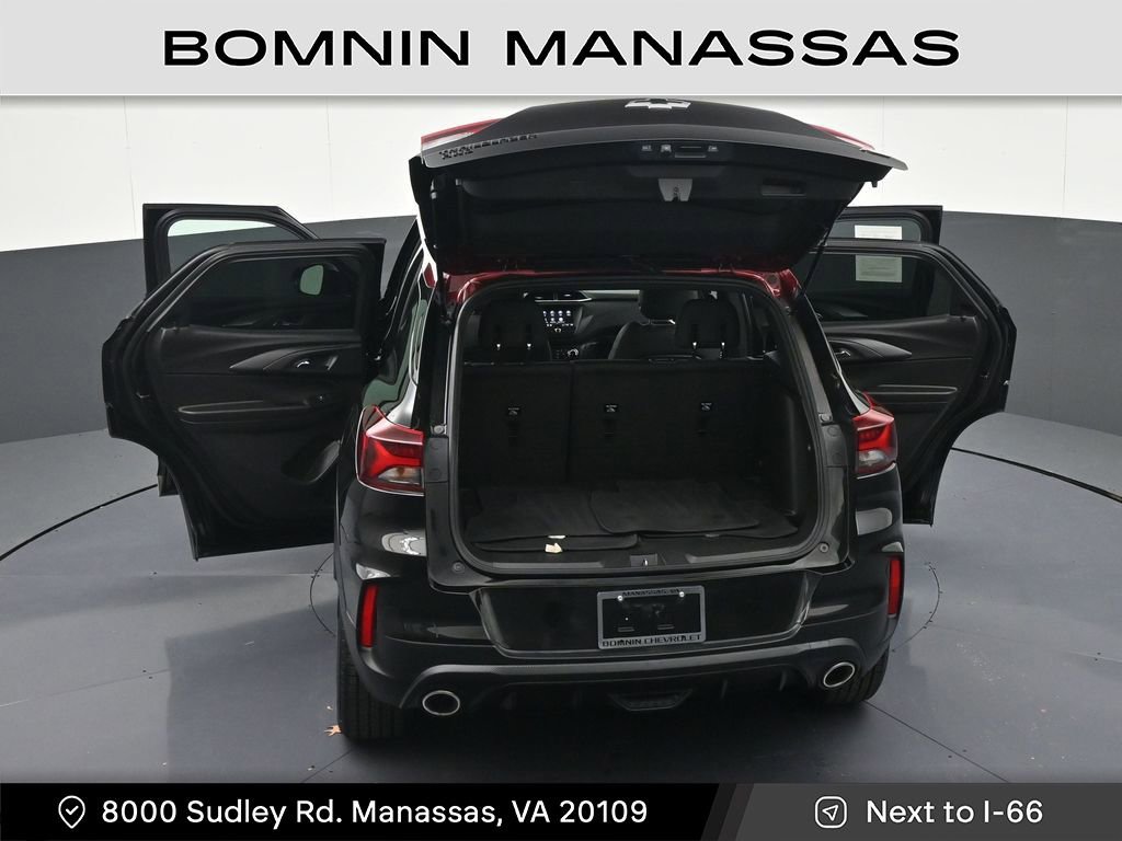 Used 2022 Chevrolet TrailBlazer RS image 35