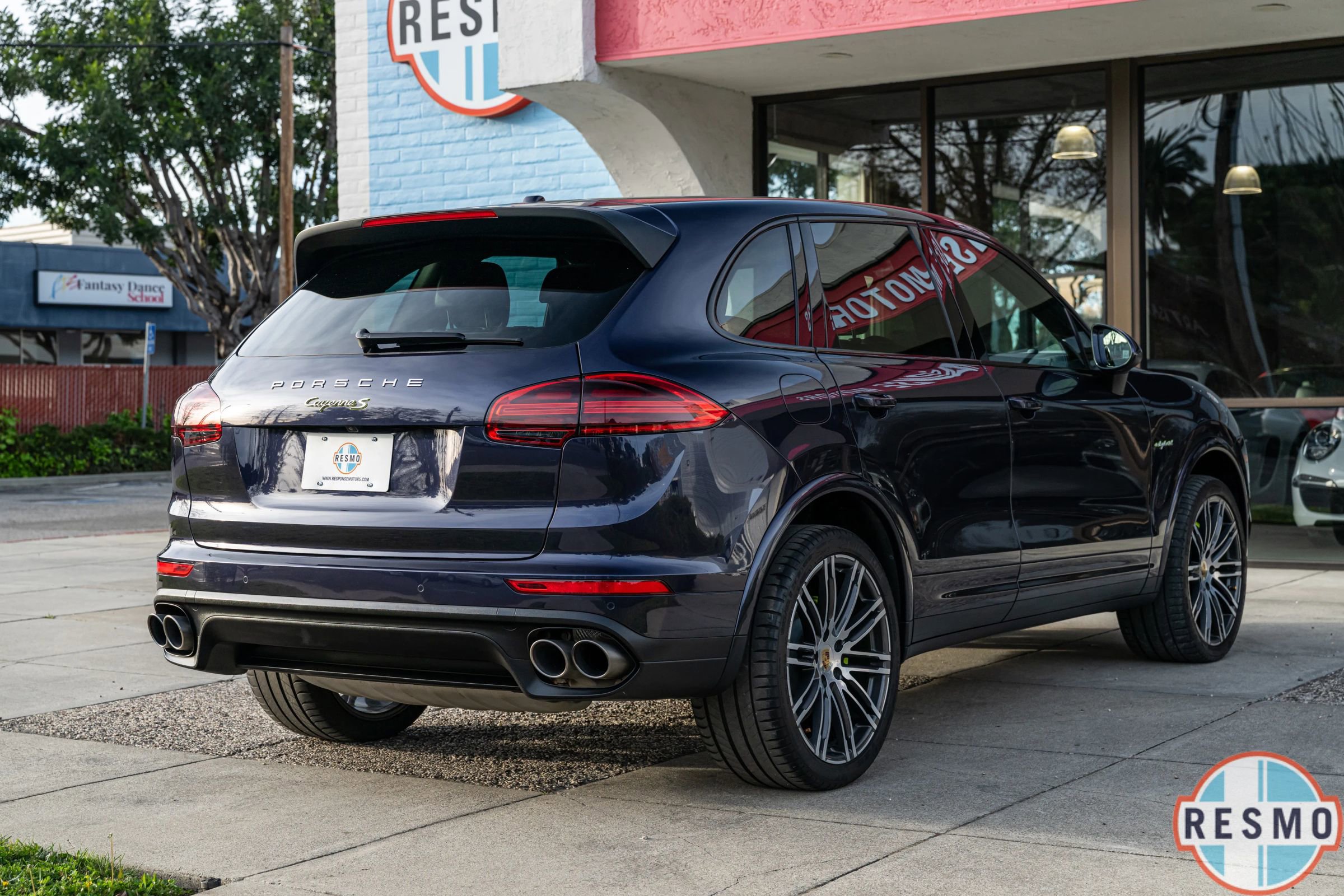 Used 2017 Porsche Cayenne S image 6