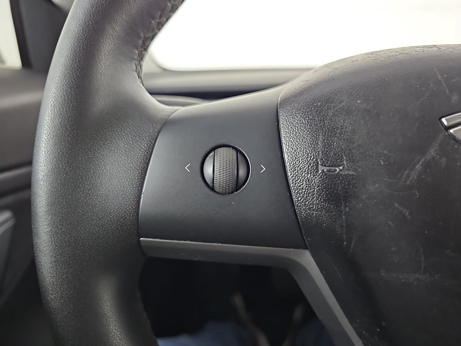 Used 2019 Tesla Model 3 Standard Range Plus RWD image 16