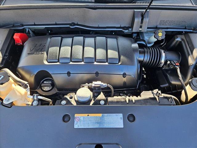 Used 2015 Chevrolet Traverse LT image 24