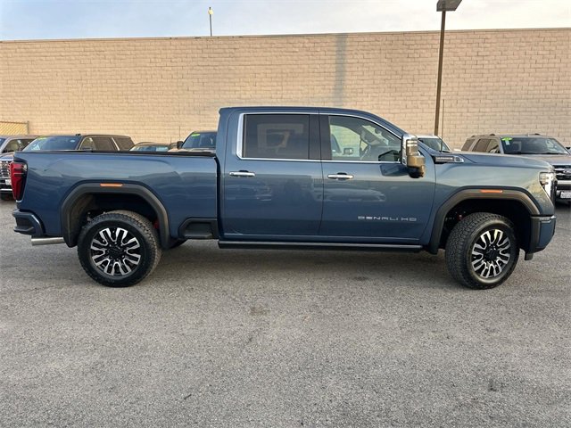 New 2026 GMC Sierra 2500 Denali Ultimate w/ Max Trailering Package image 3