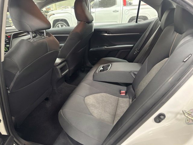 Used 2020 Toyota Camry LE FWD image 19
