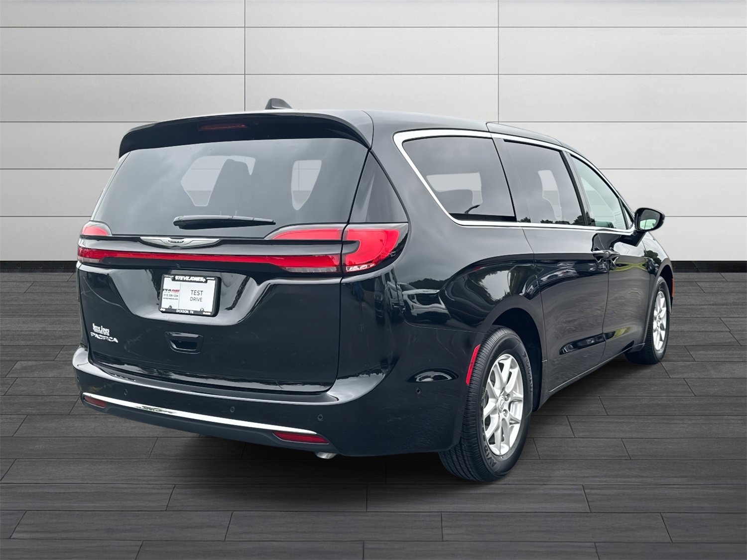 New 2025 Chrysler Pacifica Select image 4