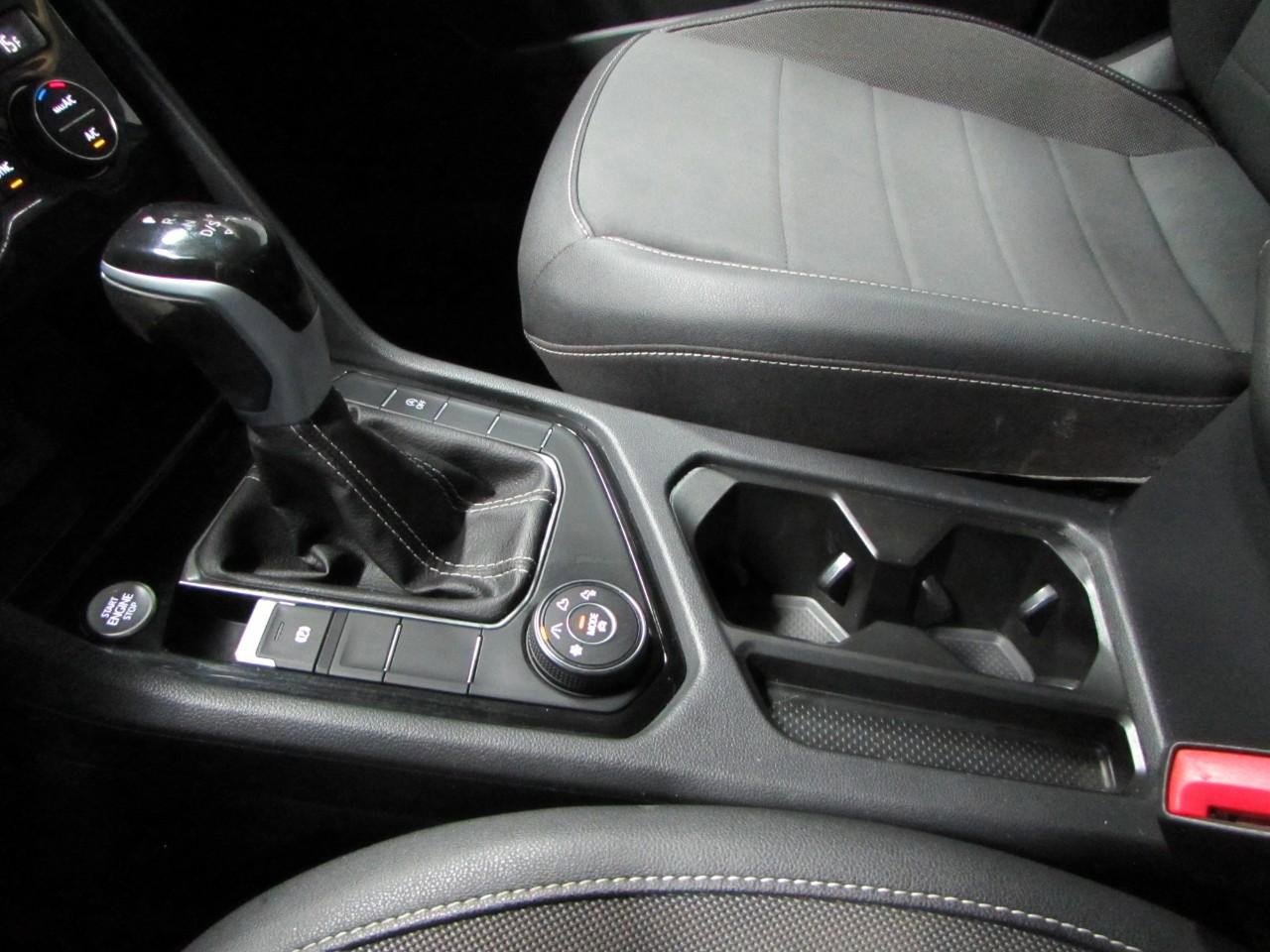 Used 2024 Volkswagen Taos SE AWD/4WD image 29