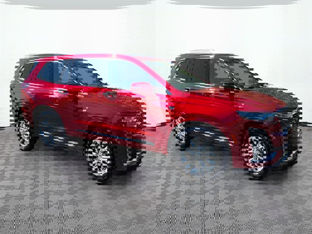 New 2025 Cadillac XT6 Luxury image 3