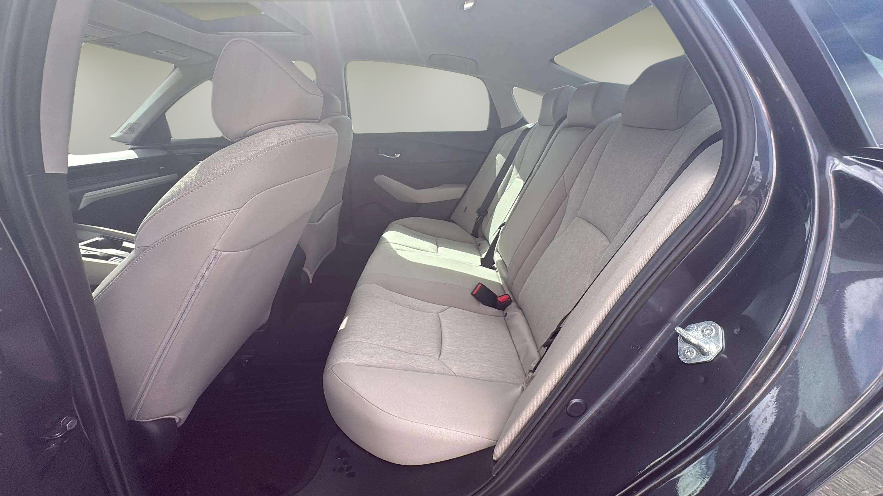 Used 2024 Honda Accord EX image 26