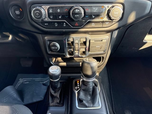 Used 2022 Jeep Gladiator Sport AWD/4WD image 16