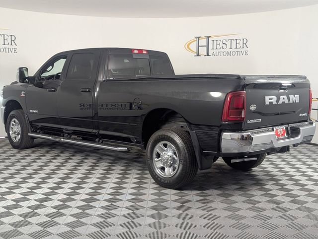 Used 2025 RAM 2500 Laramie AWD/4WD image 5