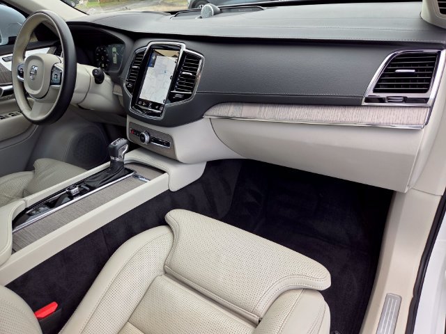 Used 2022 Volvo XC90 T6 Inscription w/ Advanced Package AWD/4WD image 27