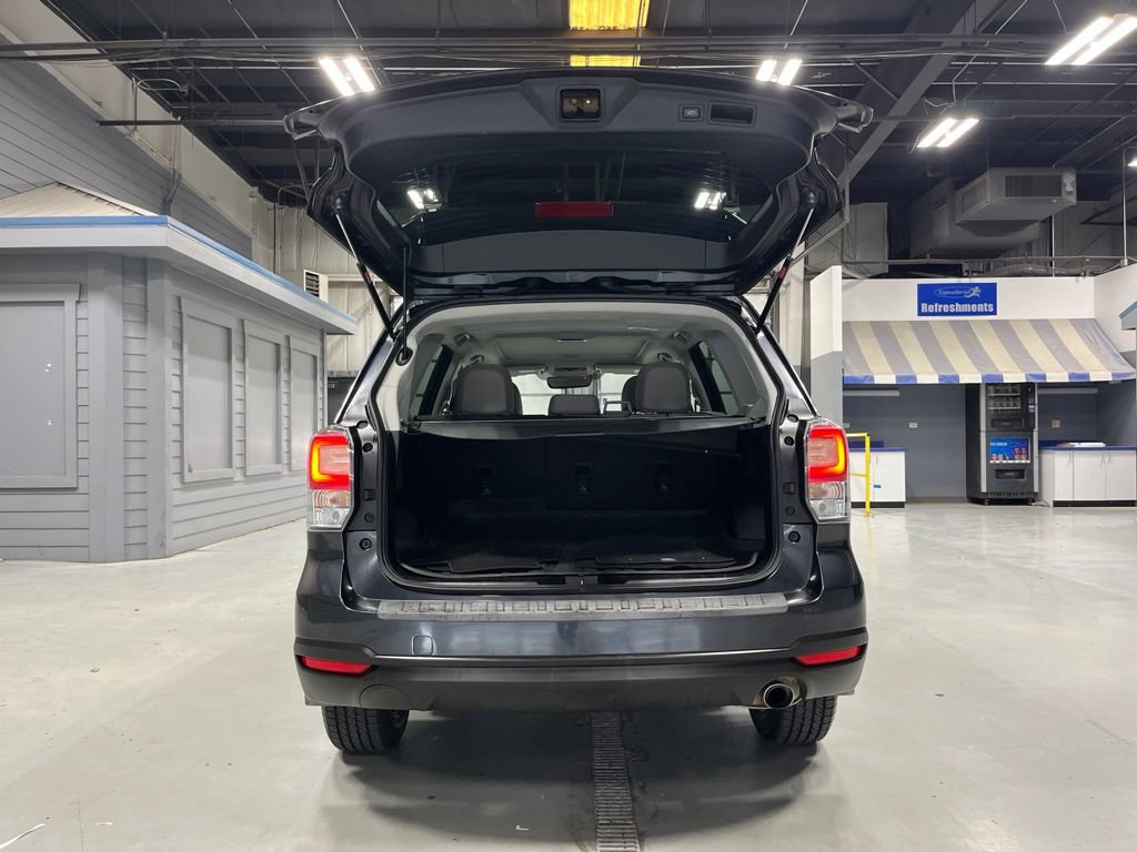 Used 2018 Subaru Forester 2.5i Limited w/ Popular Package #2 AWD/4WD image 9