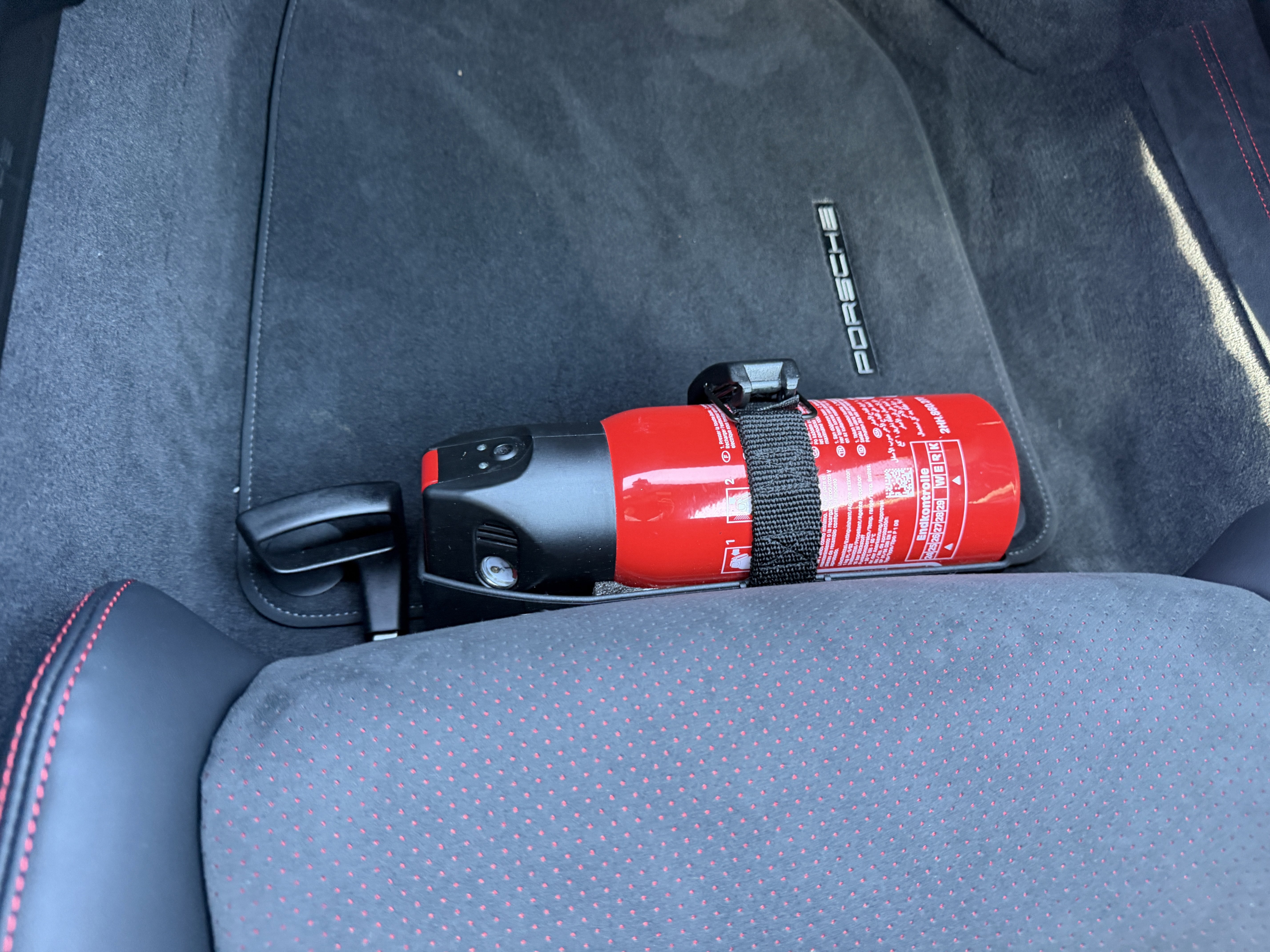 Certified 2025 Porsche 911 GT3 RS image 30