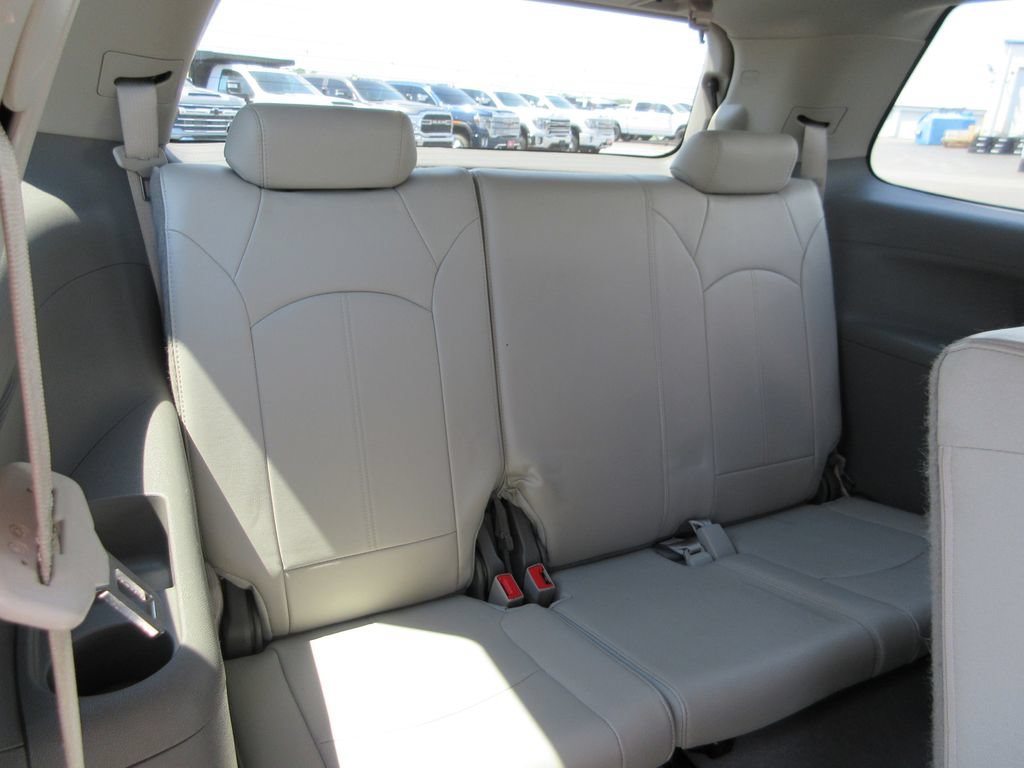 Used 2014 GMC Acadia SLT AWD/4WD image 25