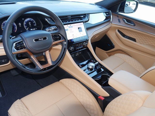 New 2025 Jeep Grand Cherokee L Summit image 20