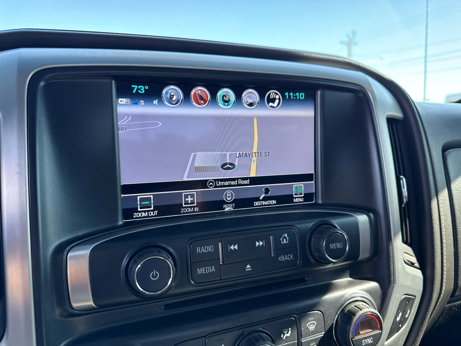 Used 2017 GMC Sierra 1500 SLE w/ SLE Value Package AWD/4WD image 18