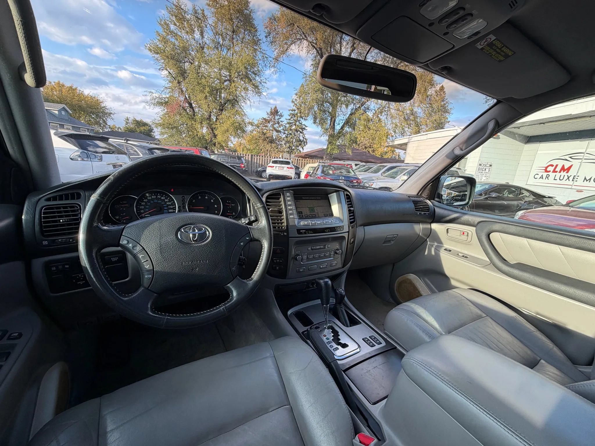 Used 2005 Toyota Land Cruiser AWD/4WD image 26