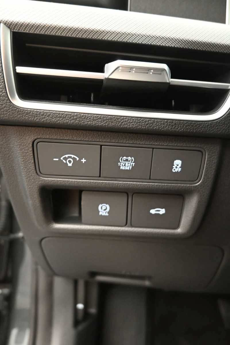 New 2026 Hyundai Sonata SEL FWD image 21