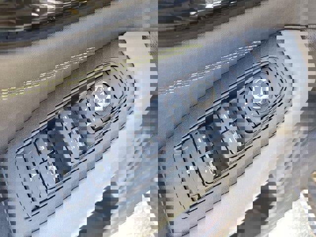 Used 2024 Subaru Outback Onyx Edition image 18