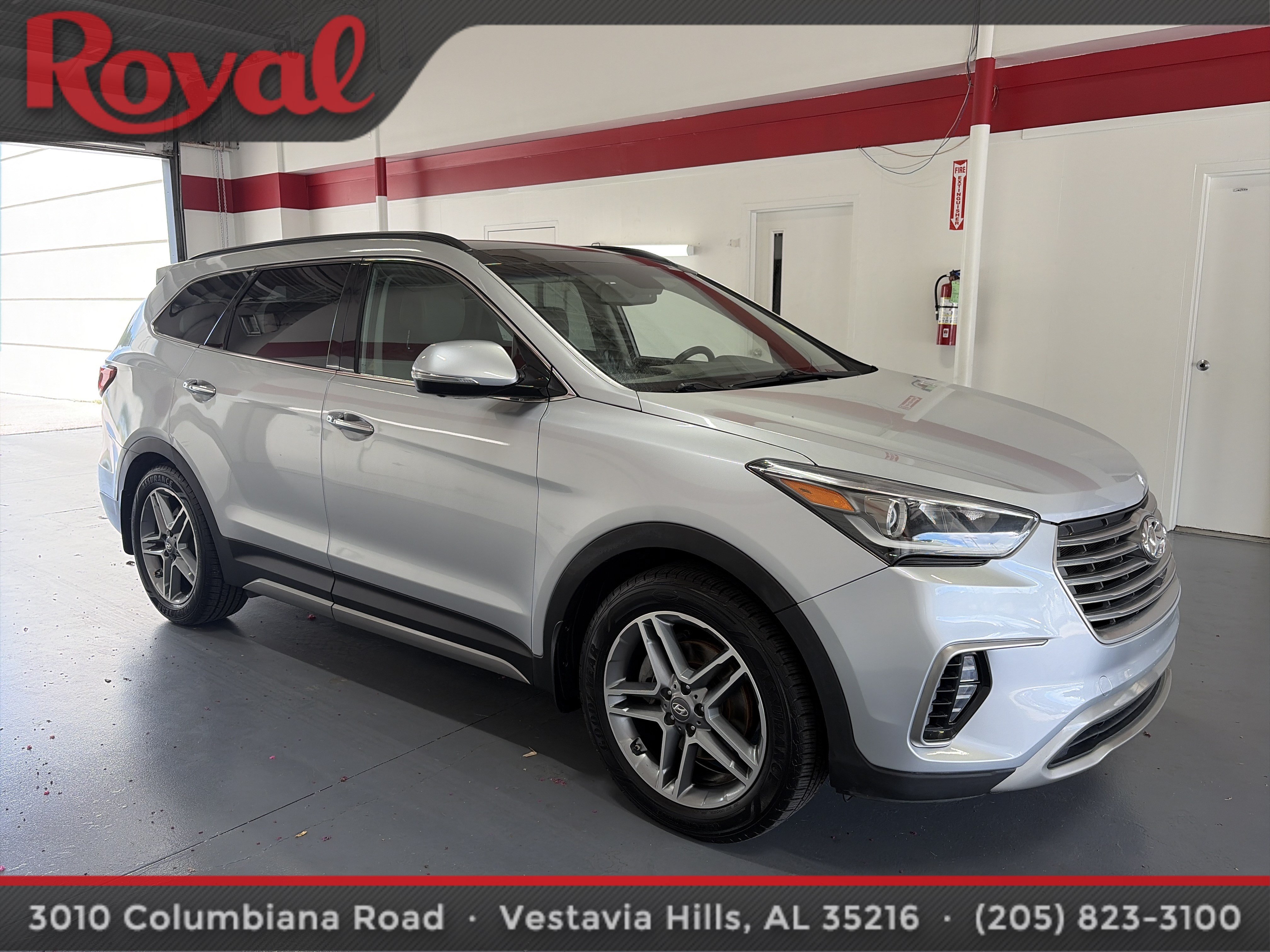 Used 2017 Hyundai Santa Fe Limited FWD image 5