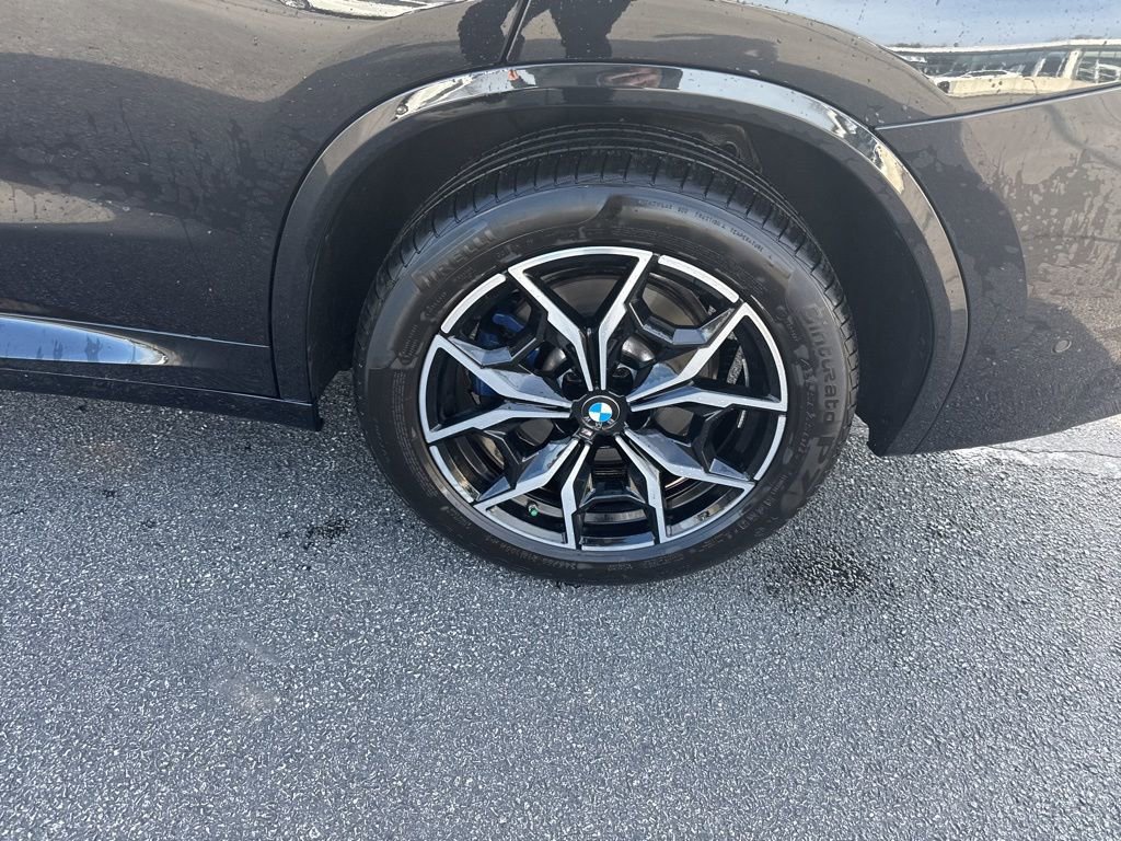 Used 2023 BMW X3 xDrive30i w/ M Sport Package image 6