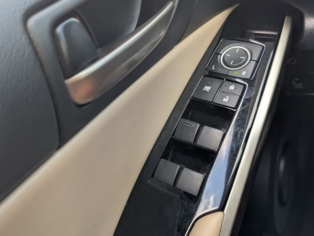 Used 2020 Lexus IS 300 w/ Accessory Package 2 image 38