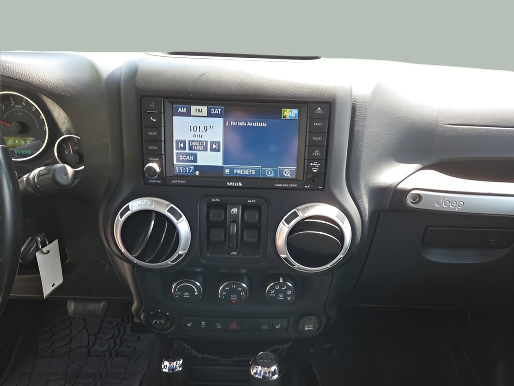 Used 2012 Jeep Wrangler Unlimited Sahara w/ Dual Top Group image 13