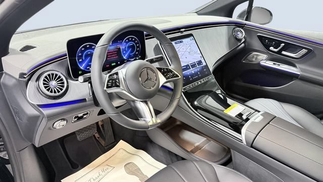 New 2026 Mercedes-Benz EQE 320 4MATIC Sedan image 5