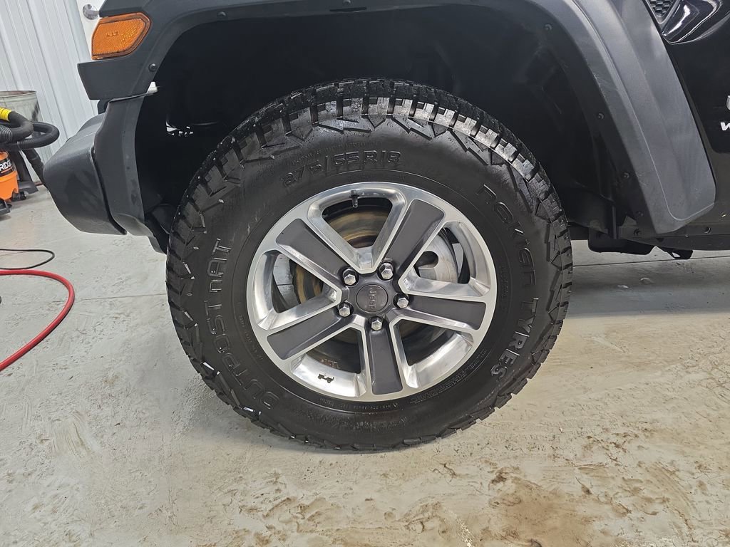 Used 2018 Jeep Wrangler Unlimited Sport S image 11