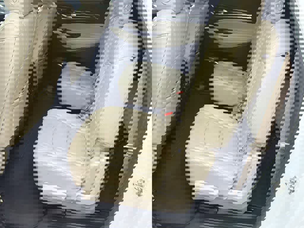 Used 2018 Buick Enclave Premium image 18