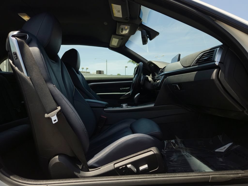 Used 2019 BMW 430i Convertible w/ M Sport Package RWD image 21